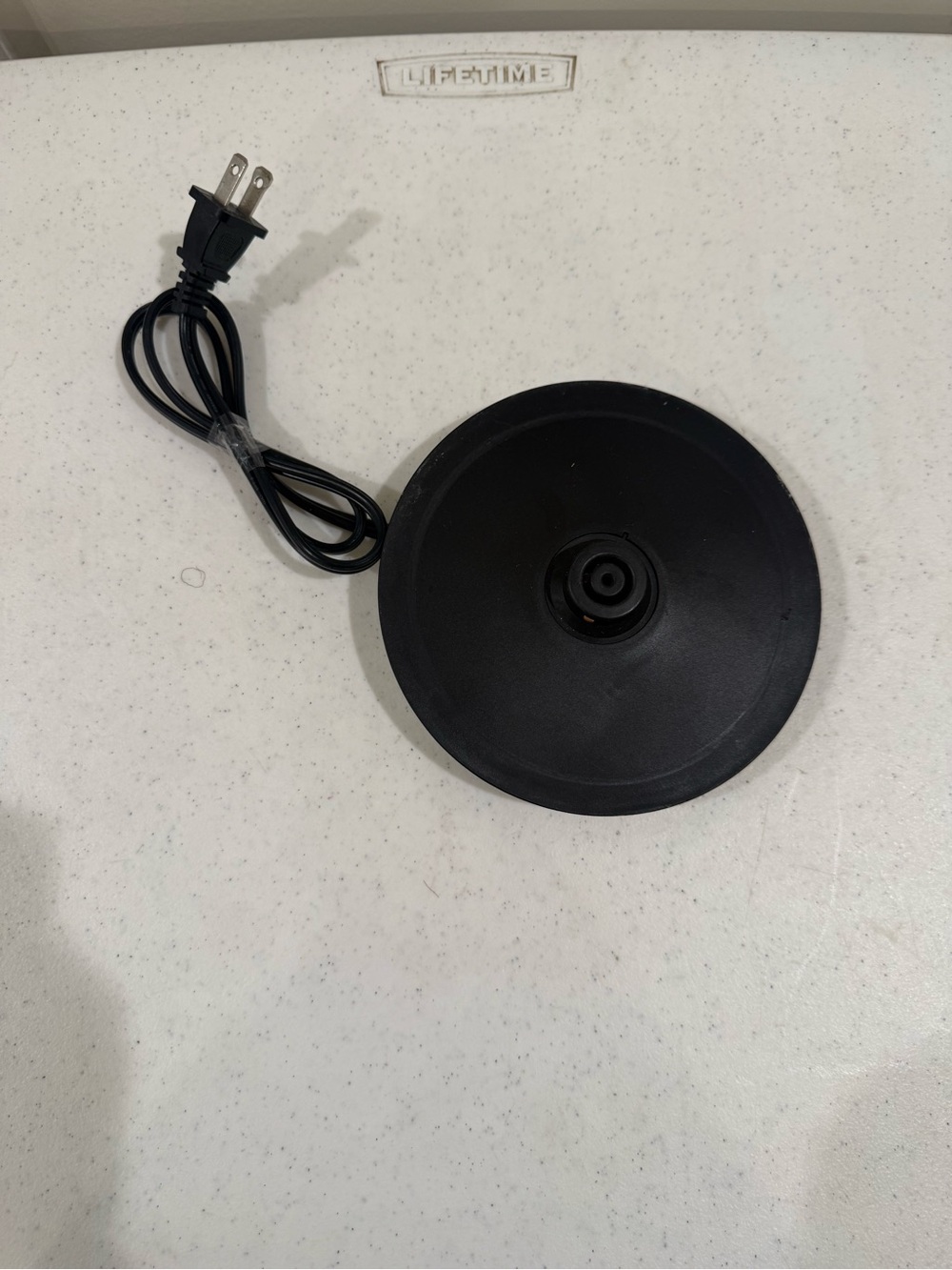 Chefman Electric Kettle Base Replacement Part # RJ11-17-TI - Picture 3 of 6